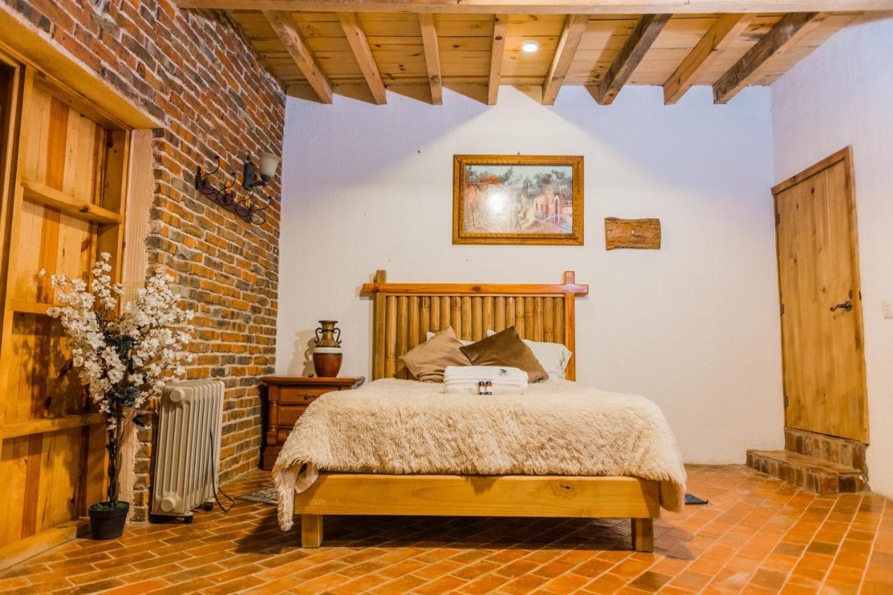 Hotel Colibri Pozos  Exterior photo